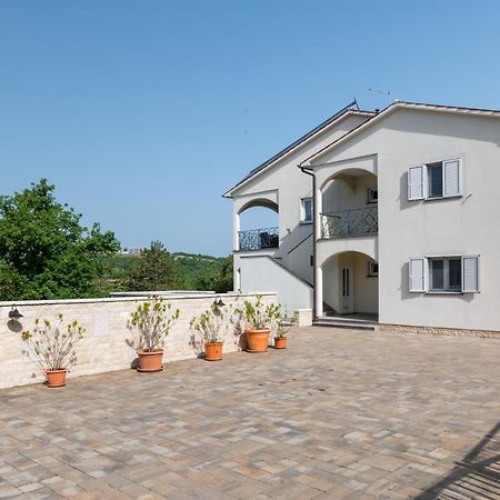Villa Vires Labin  Eksteriør billede